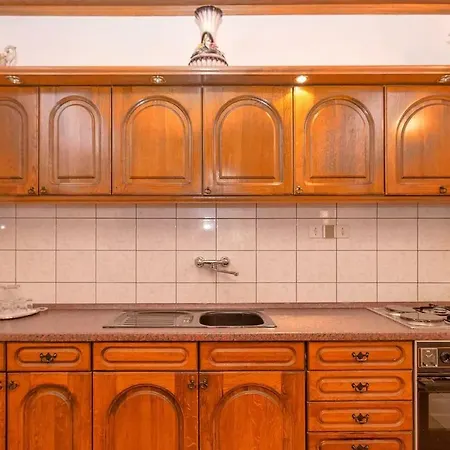 Holiday Svirce 17682 Ferienhaus Vrbanj